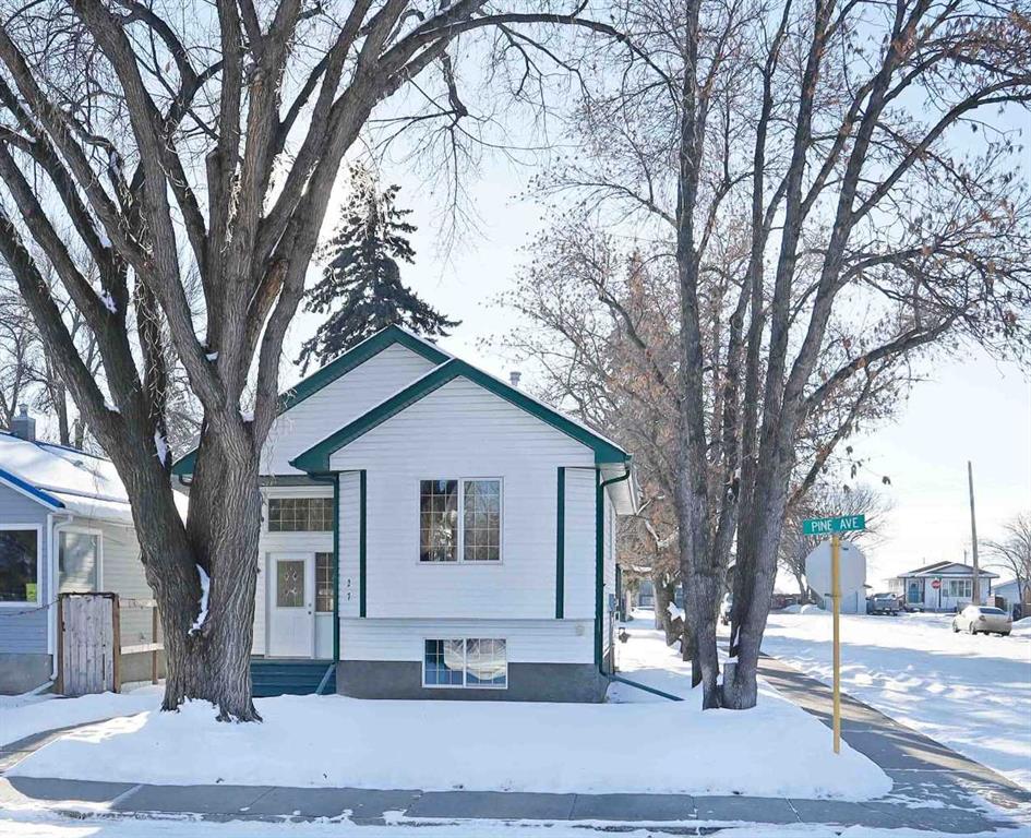 Picture of 27 Pine Avenue W, Brooks Real Estate Listing