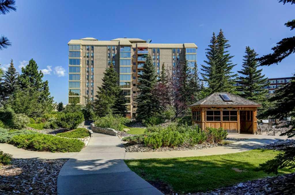 Picture of 204, 4603 Varsity Drive NW, Calgary Real Estate Listing