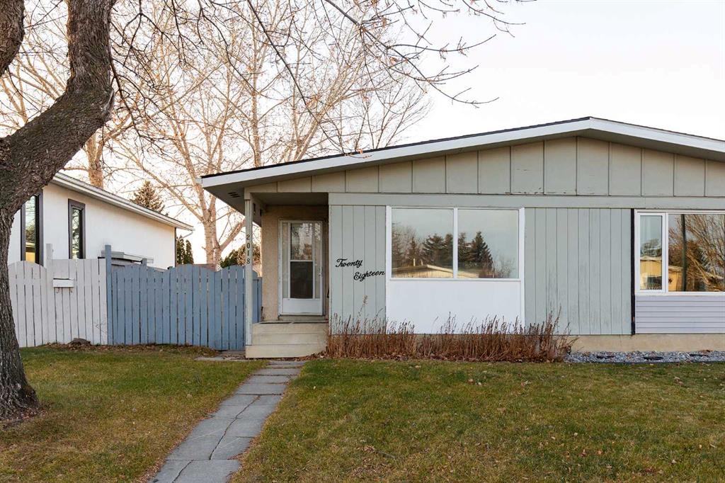 Picture of 2018 23 Street N, Lethbridge Real Estate Listing