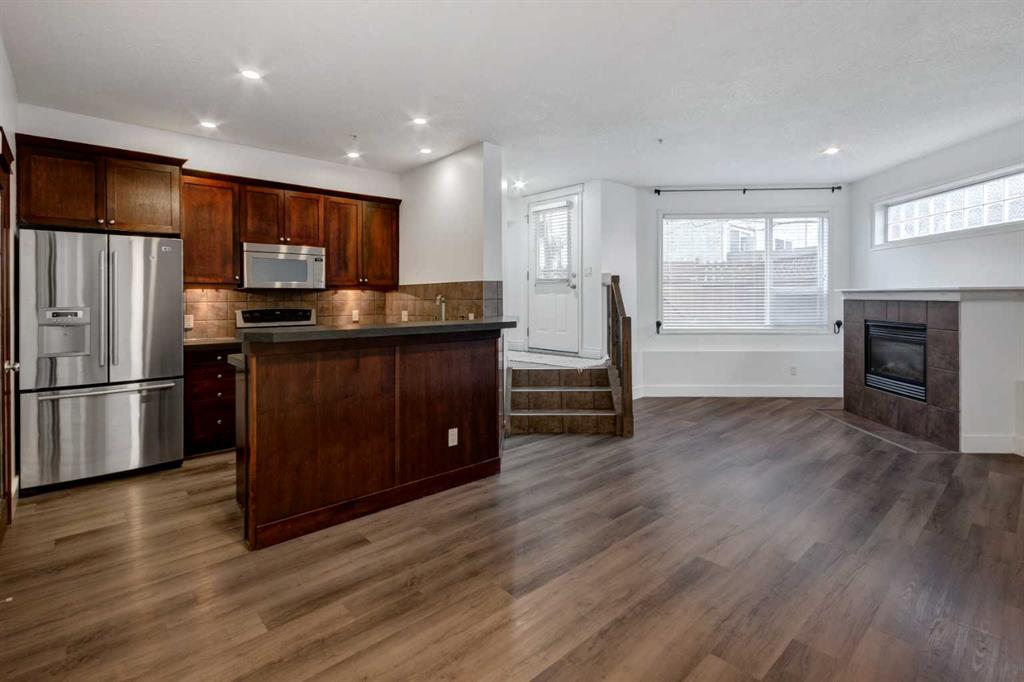 Picture of 21, 2040 35 Avenue SW, Calgary Real Estate Listing