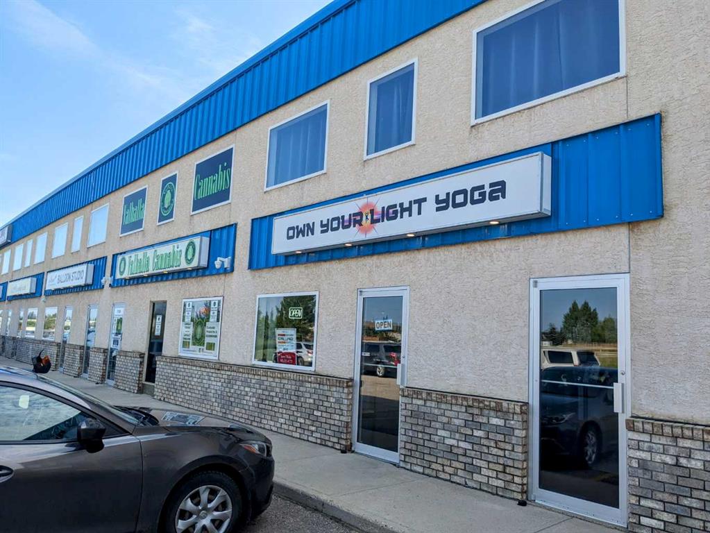 Picture of 105, 4 Cuendet Industrial Way , Sylvan Lake Real Estate Listing