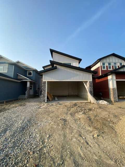 Picture of 1045 Iron Landing Way N, Crossfield Real Estate Listing