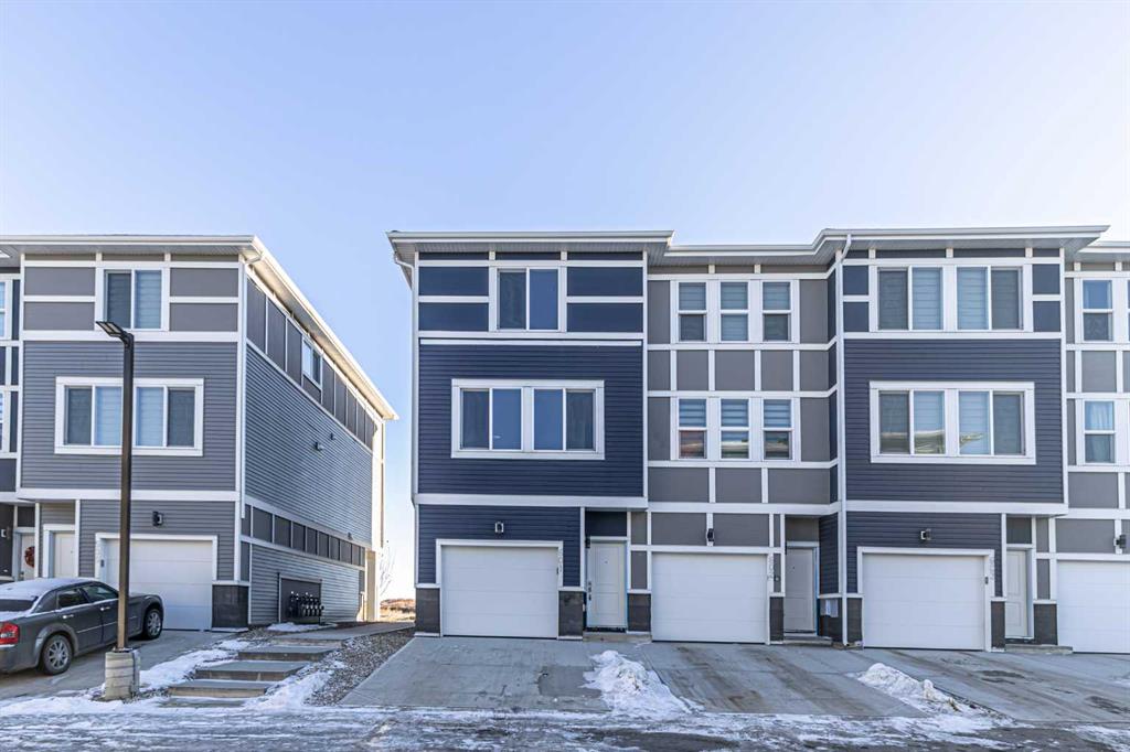 Picture of 601, 33 Merganser Drive W, Chestermere Real Estate Listing