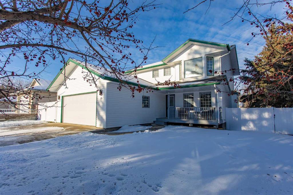 Picture of 10 Pickwick Lane , Lacombe Real Estate Listing