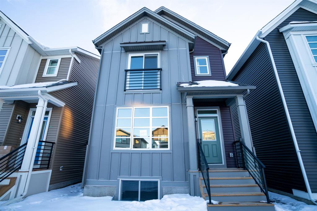 Picture of 607 SAVANNA Crescent NE, Calgary Real Estate Listing