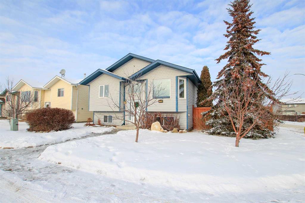 Picture of 126 Sunridge Avenue , Blackfalds Real Estate Listing