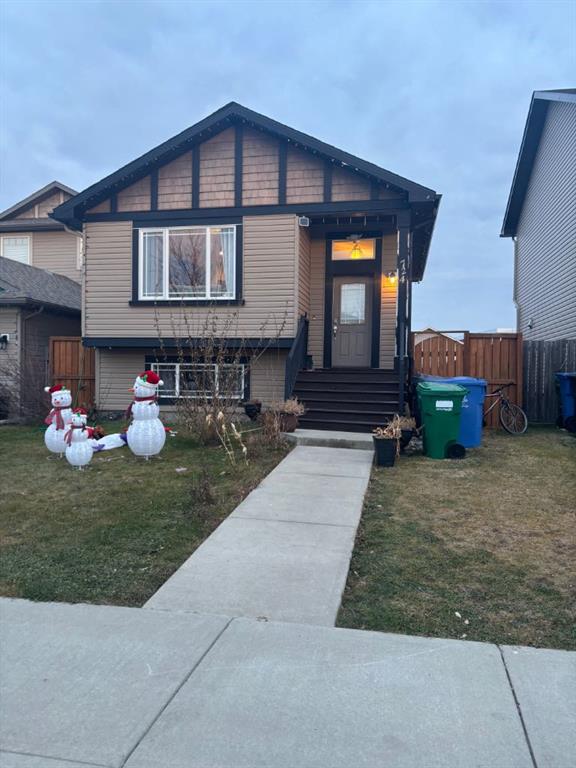 Picture of 724 Florence Ho Leong Crescent N, Lethbridge Real Estate Listing