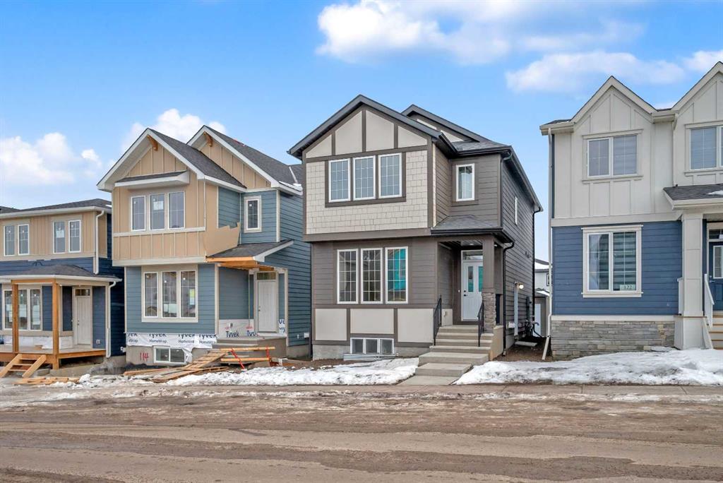 Picture of 118 Versant View SW, Calgary Real Estate Listing