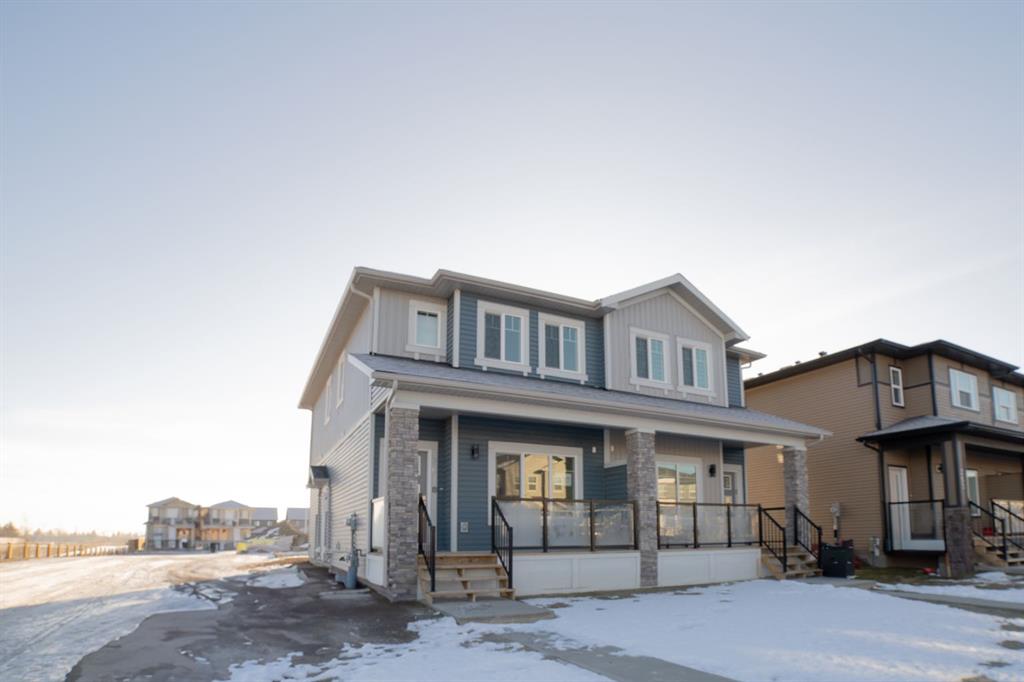 Picture of 261 Midgrove Mews SW, Airdrie Real Estate Listing