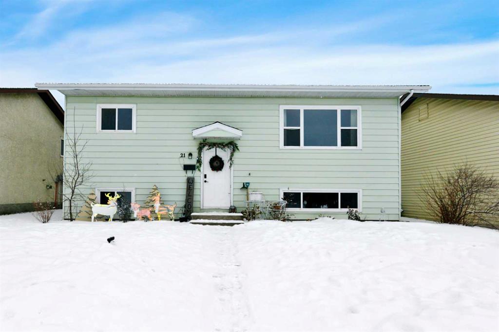 Picture of 21 Westview Crescent , Blackfalds Real Estate Listing