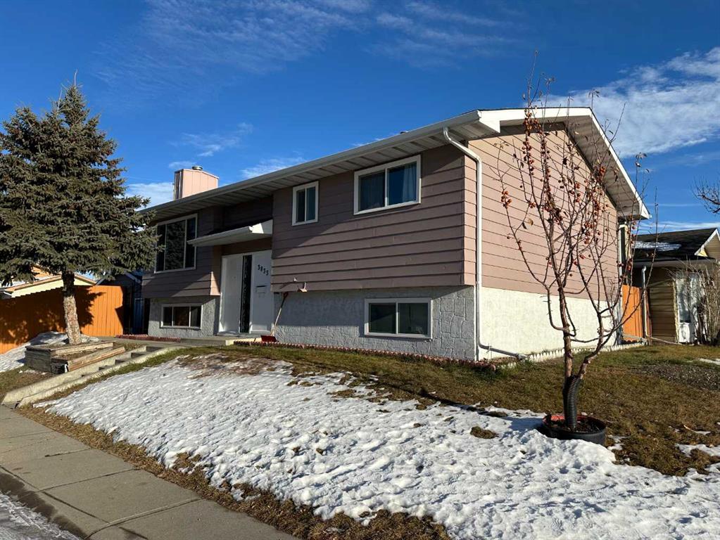 Picture of 3833 Dover Ridge Drive SE, Calgary Real Estate Listing