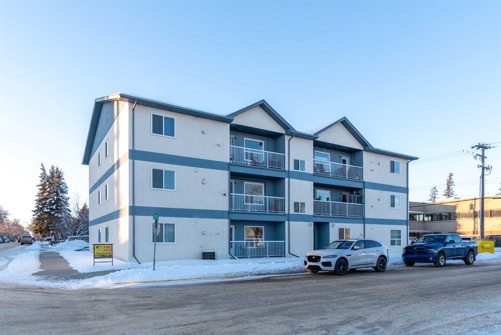 Picture of 104, 5102 47 Street , Lloydminster Real Estate Listing