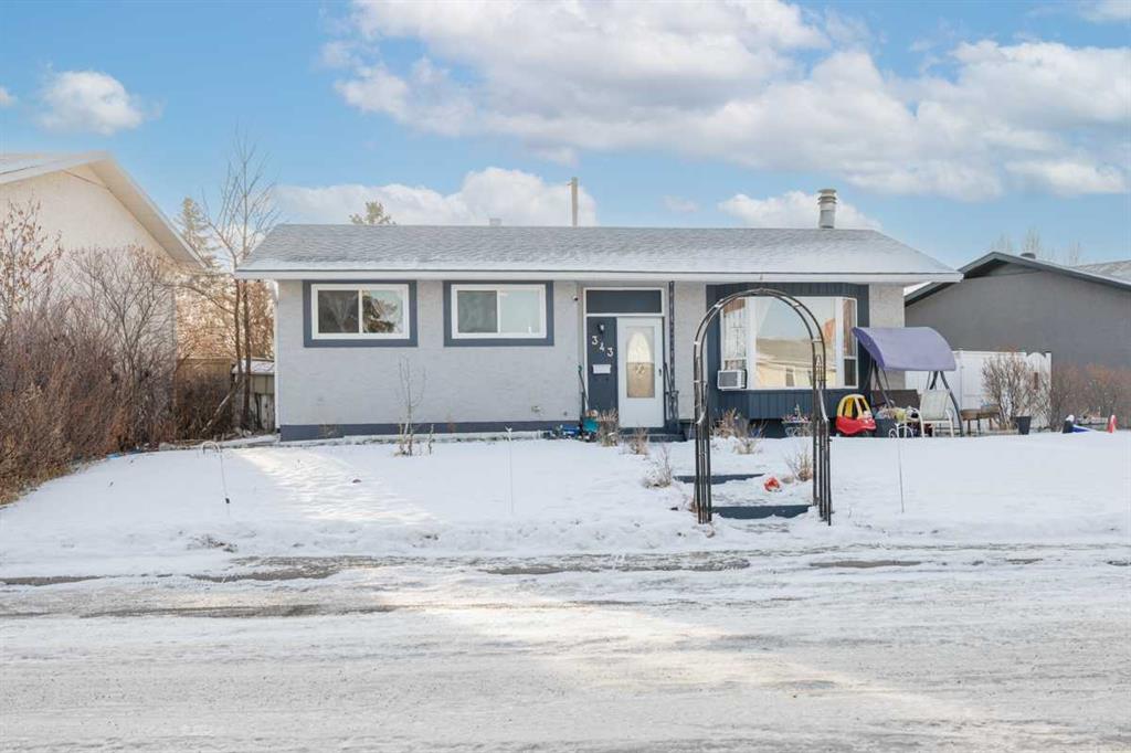 Picture of 343 Penworth Way SE, Calgary Real Estate Listing