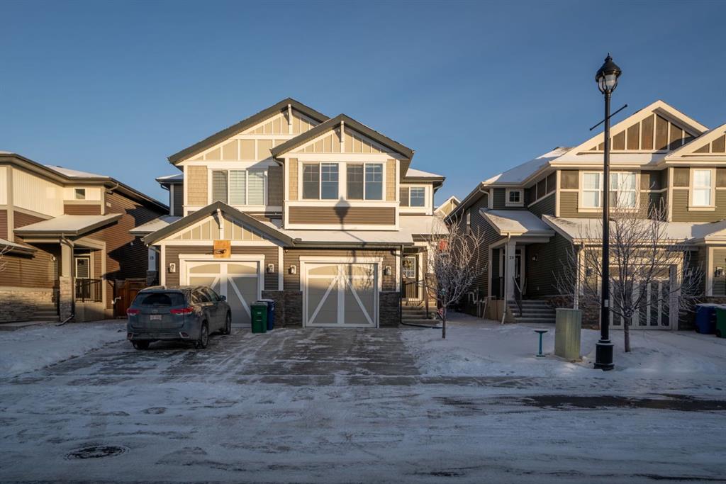 Picture of 22 Kingfisher Crescent SE, Airdrie Real Estate Listing