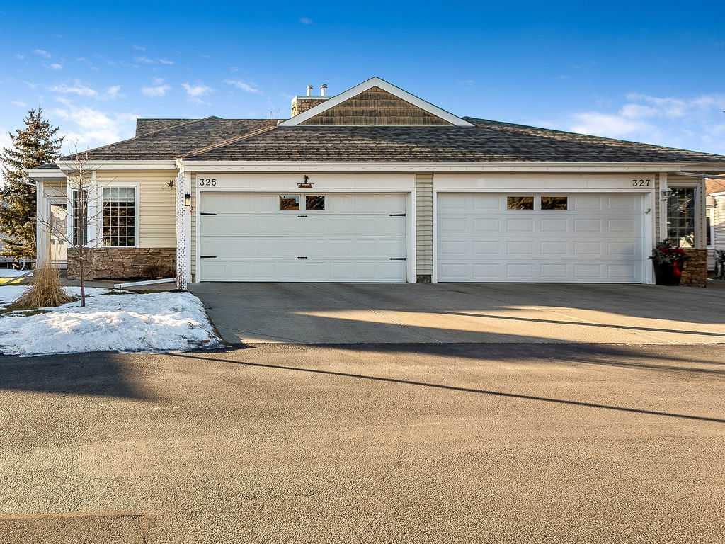 Picture of 325 de foras Close NW, High River Real Estate Listing