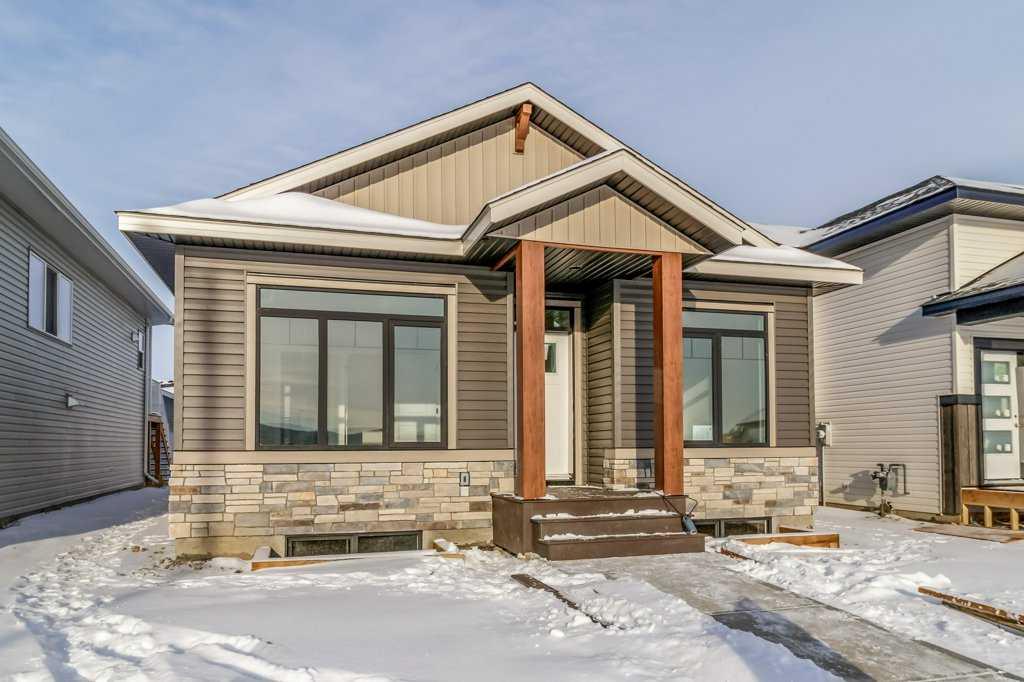 Picture of 7 Ian Way , Sylvan Lake Real Estate Listing