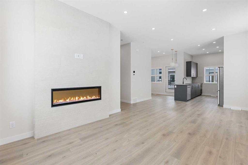 Picture of 110, 595 Mahogany Road SE, Calgary Real Estate Listing