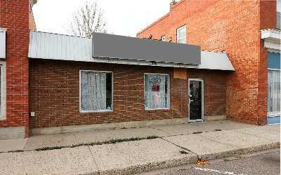 Picture of 106 Broadway Avenue E, Redcliff Real Estate Listing