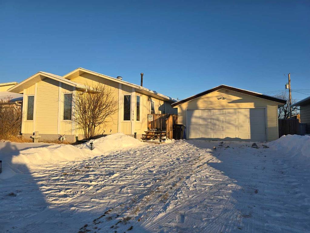 Picture of 4314 54 Street , Grimshaw Real Estate Listing