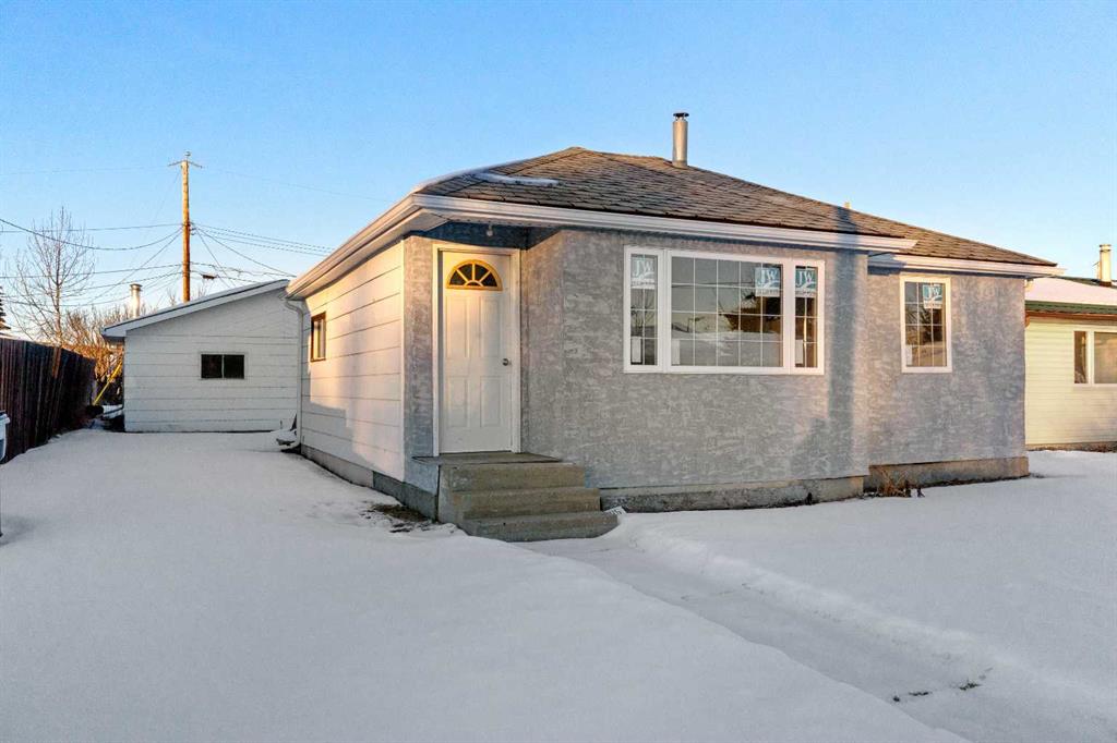 Picture of 5118 47 Avenue , Mayerthorpe Real Estate Listing