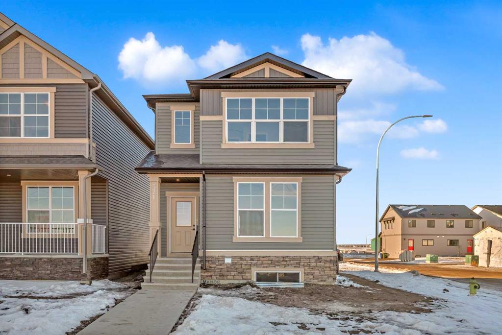 Picture of 371 HOTCHKISS MANOR SE  , Calgary Real Estate Listing