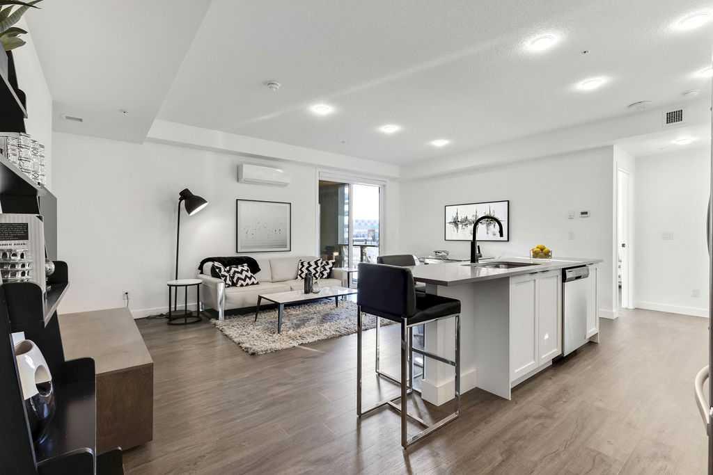 Picture of 305, 4138 University Avenue NW, Calgary Real Estate Listing