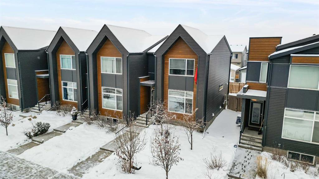 Picture of 221 Seton Circle SE, Calgary Real Estate Listing