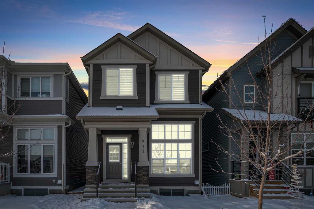 Picture of 217 Walcrest Way SE, Calgary Real Estate Listing