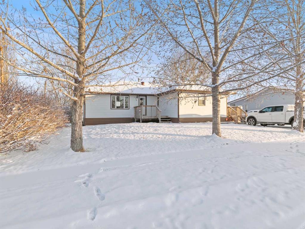 Picture of 19 3 Street E, Arrowwood Real Estate Listing