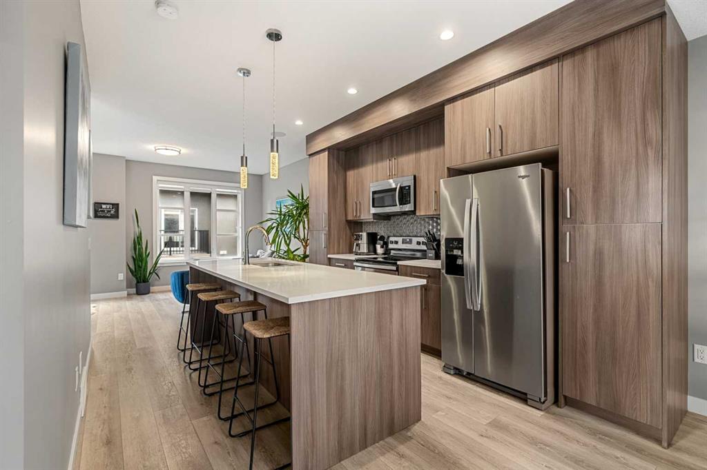 Picture of 3, 1930 26A Street SW, Calgary Real Estate Listing