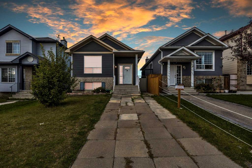 Picture of 14 Saddlemont Manor NE, Calgary Real Estate Listing