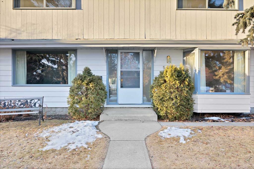 Picture of 5644 Lodge Crescent SW, Calgary Real Estate Listing