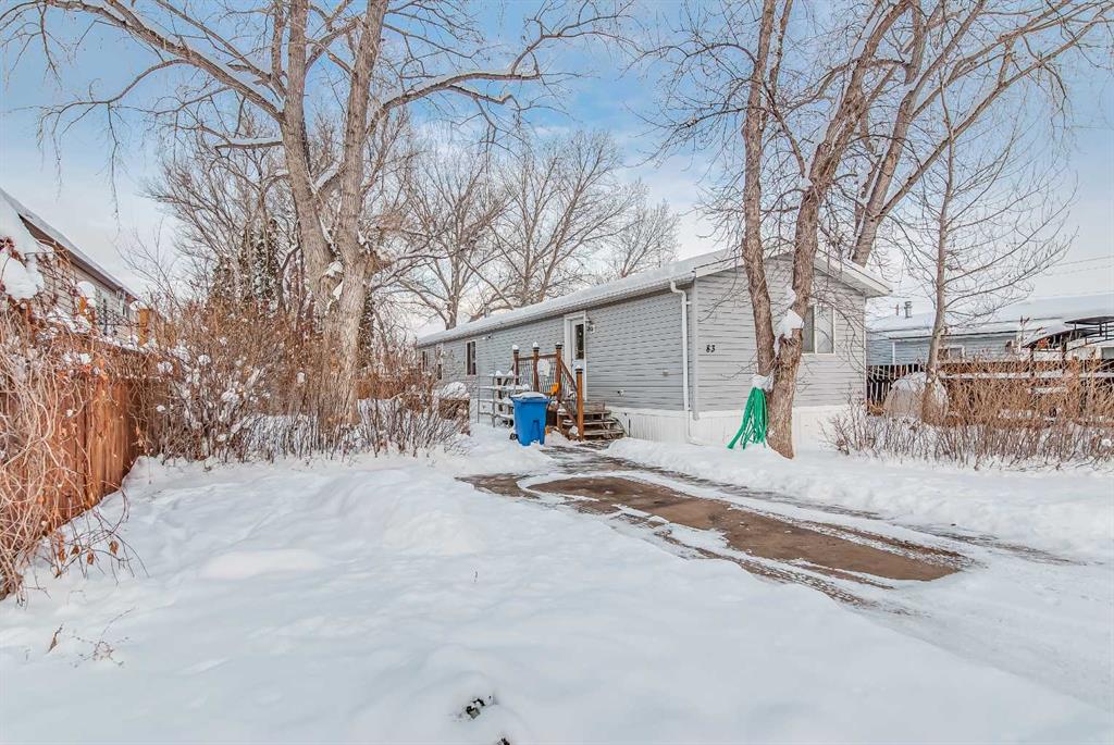 Picture of 83, 4000 13 Avenue SE, Medicine Hat Real Estate Listing