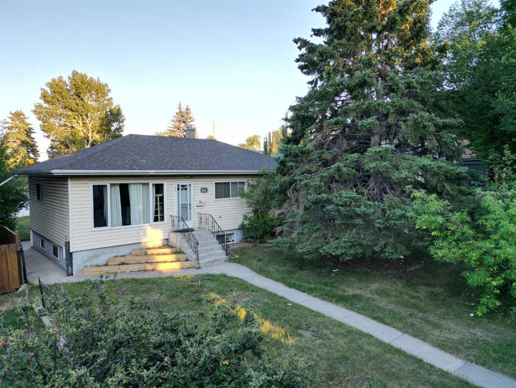 Picture of 2812 36 Street SW, Calgary Real Estate Listing