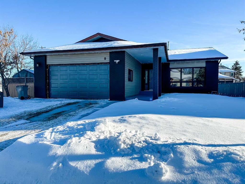 Picture of 8 55 StreetClose , Stettler Real Estate Listing