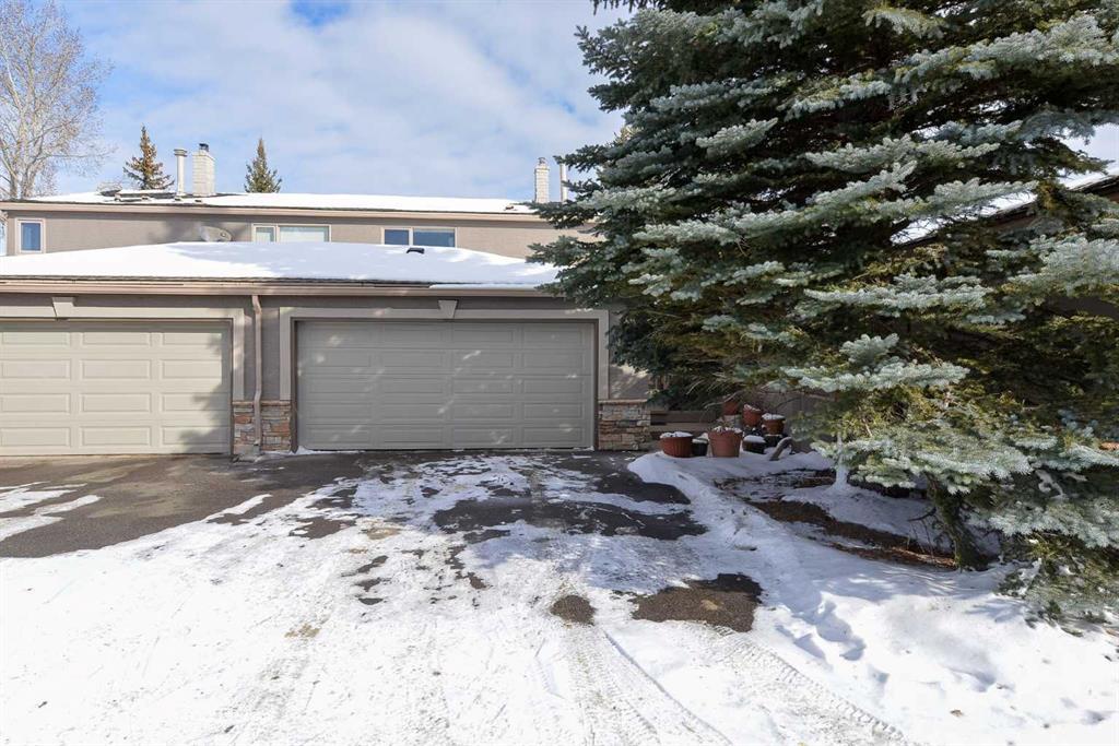 Picture of 113, 1815 Varsity Estates Drive NW, Calgary Real Estate Listing