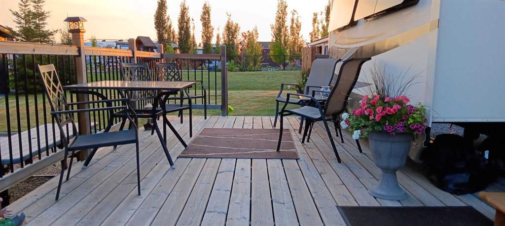 Picture of 7, 41019 Range Road 11  , Rural Lacombe County Real Estate Listing