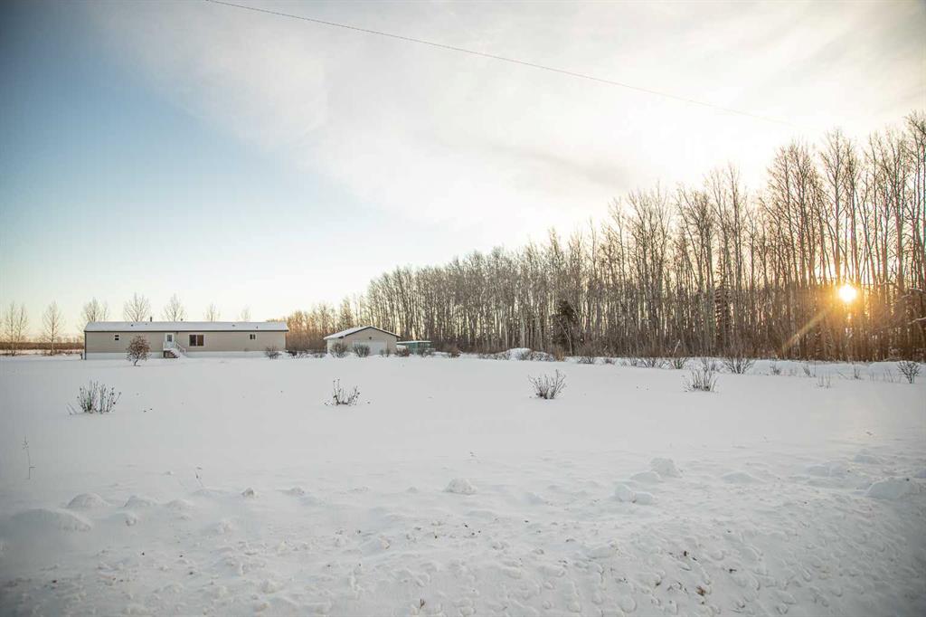 Picture of 110041 Range Road 183  , Rural Mackenzie County Real Estate Listing