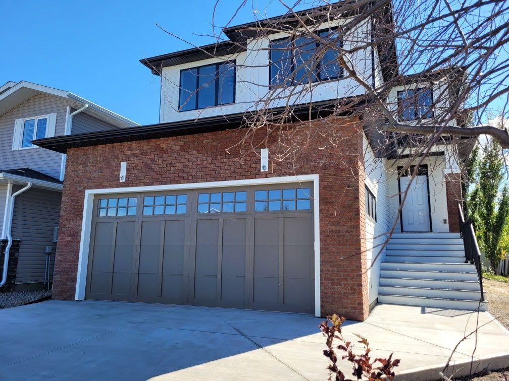 Picture of 411 Fairmont Boulevard S, Lethbridge Real Estate Listing