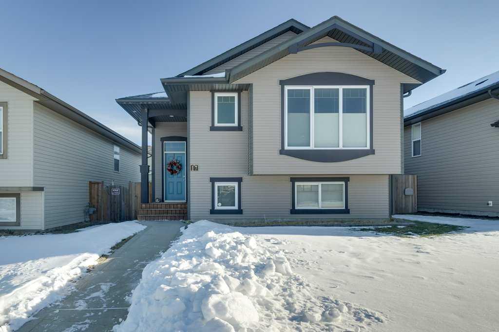 Picture of 17 Brookstone Drive , Sylvan Lake Real Estate Listing