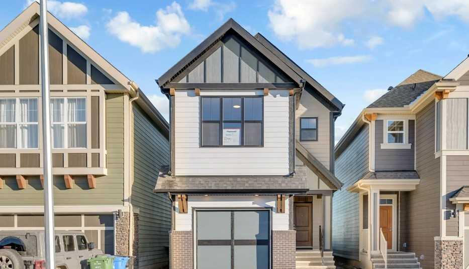 Picture of 117 Masters Row SE, Calgary Real Estate Listing