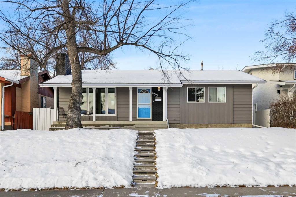 Picture of 455 Cedarpark Drive SW, Calgary Real Estate Listing