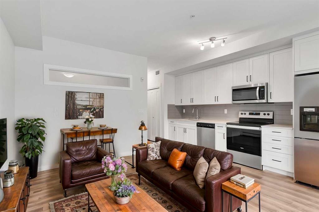 Picture of 113, 40 Walgrove Walk SE, Calgary Real Estate Listing