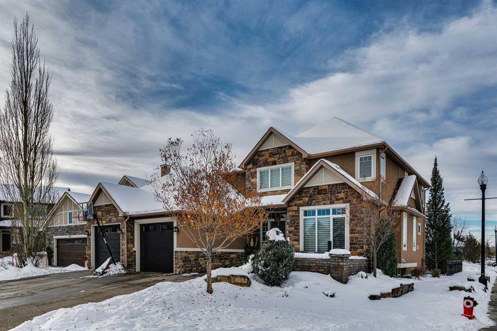 Picture of 432 Discovery Ridge Bay SW, Calgary Real Estate Listing