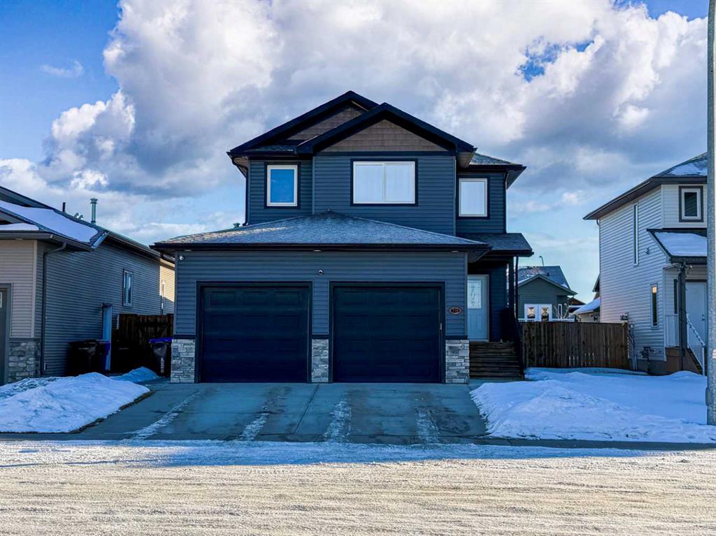 Picture of 19 Vincent Crescent , Olds Real Estate Listing