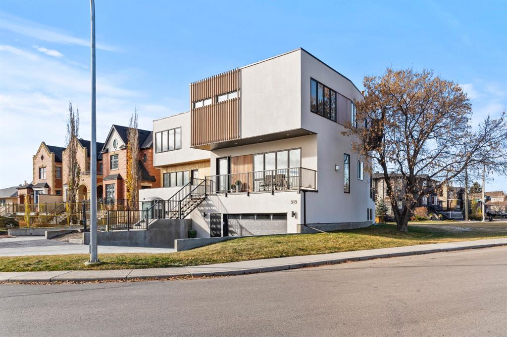 Picture of 313 13 Street NE, Calgary Real Estate Listing