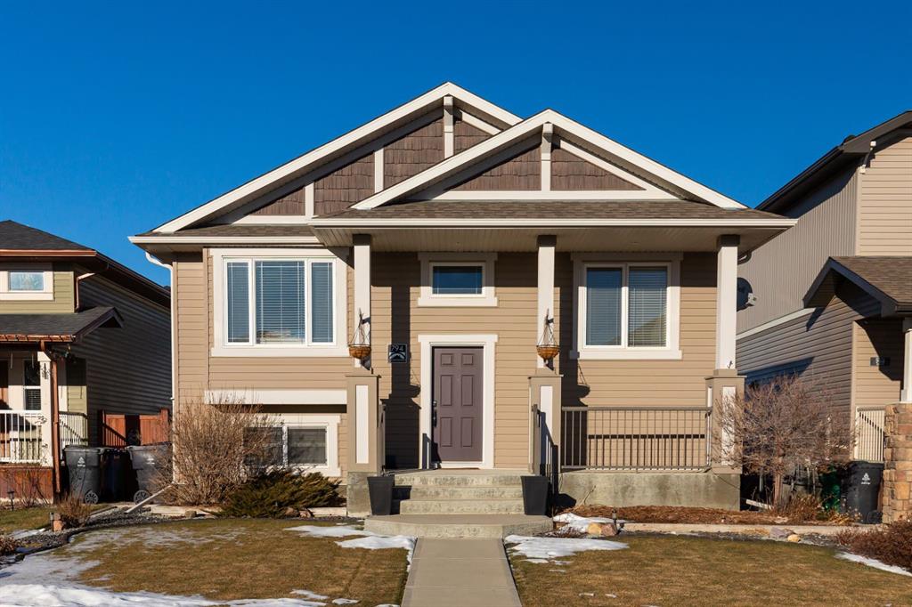 Picture of 794 Marie Van Harleem Crescent N, Lethbridge Real Estate Listing