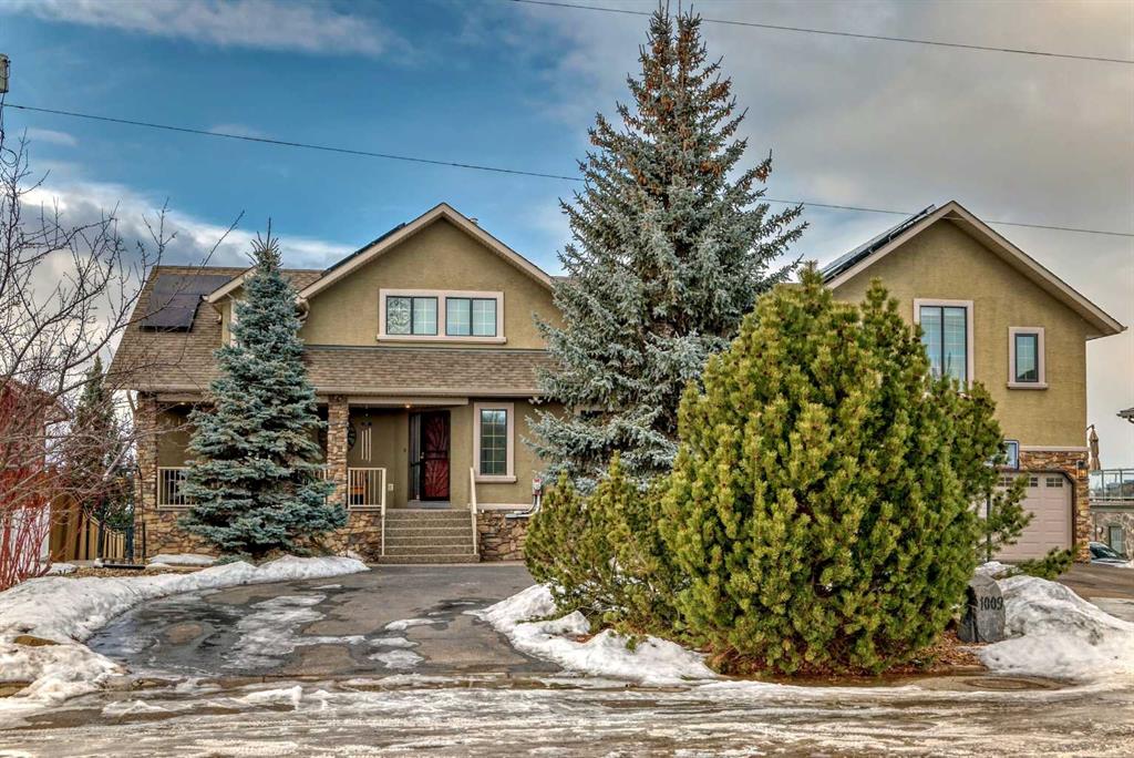 Picture of 1009 East Chestermere Drive , Chestermere Real Estate Listing