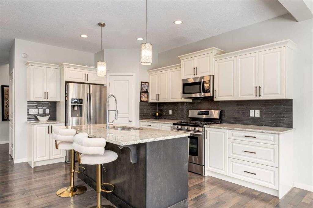 Picture of 2087 Brightoncrest Common SE, Calgary Real Estate Listing