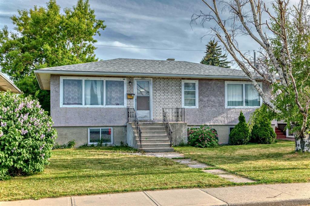 Picture of 927 Renfrew Drive , Calgary Real Estate Listing